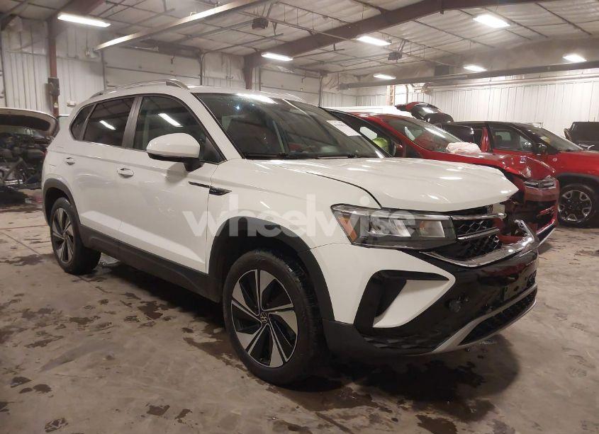 2023 Volkswagen Taos 1.5T SE (VIN 3VVVX7B20PM373721) main photo