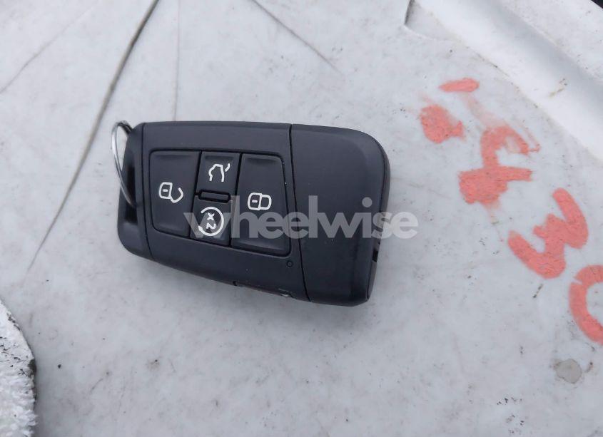 Photo 11 of 2024 Volkswagen Taos 1.5T SE (VIN 3VVVX7B20RM062812)