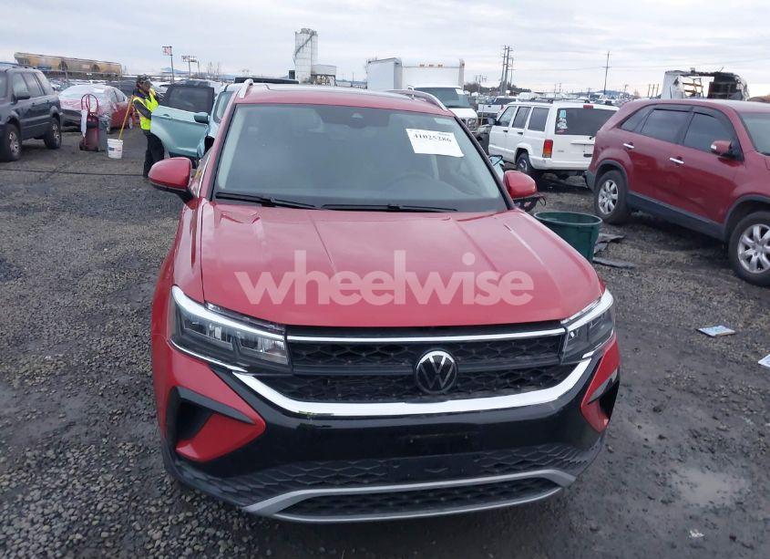 Photo 13 of 2024 Volkswagen Taos 1.5T SE (VIN 3VVVX7B20RM062812)