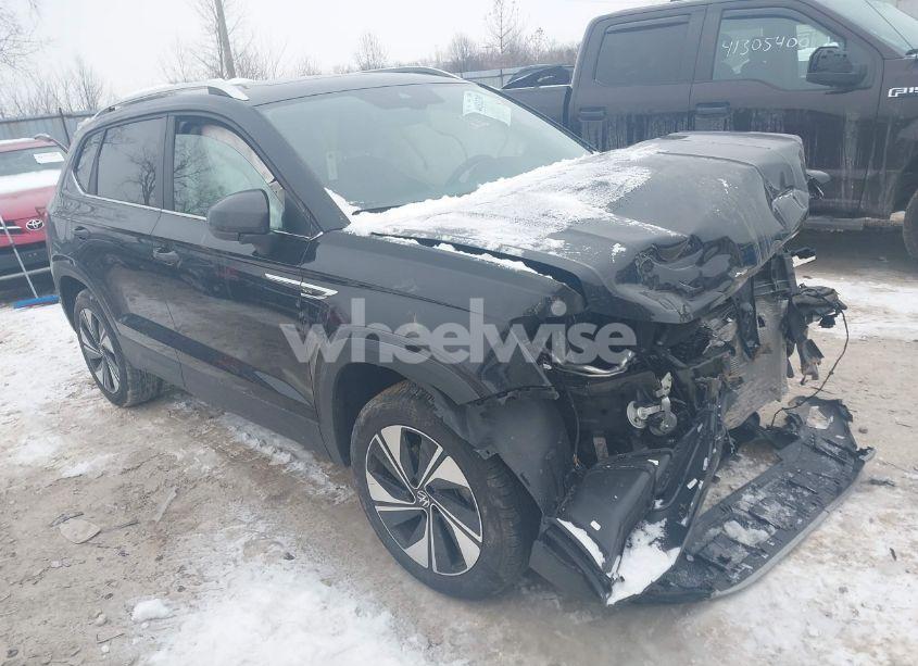 2024 Volkswagen Taos 1.5T SE (VIN 3VVVX7B23RM035832) main photo