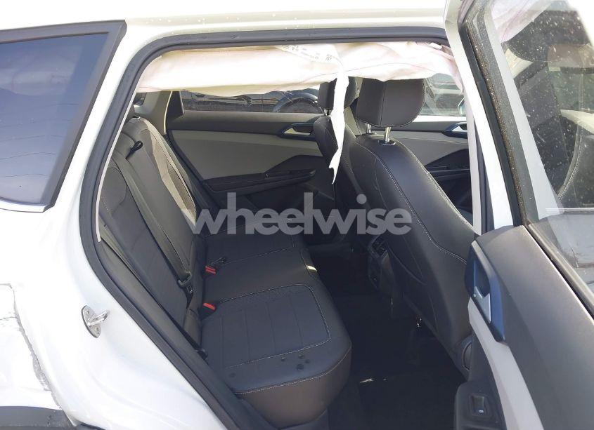 Photo 8 of 2024 Volkswagen Taos 1.5T SE (VIN 3VVVX7B23RM061220)