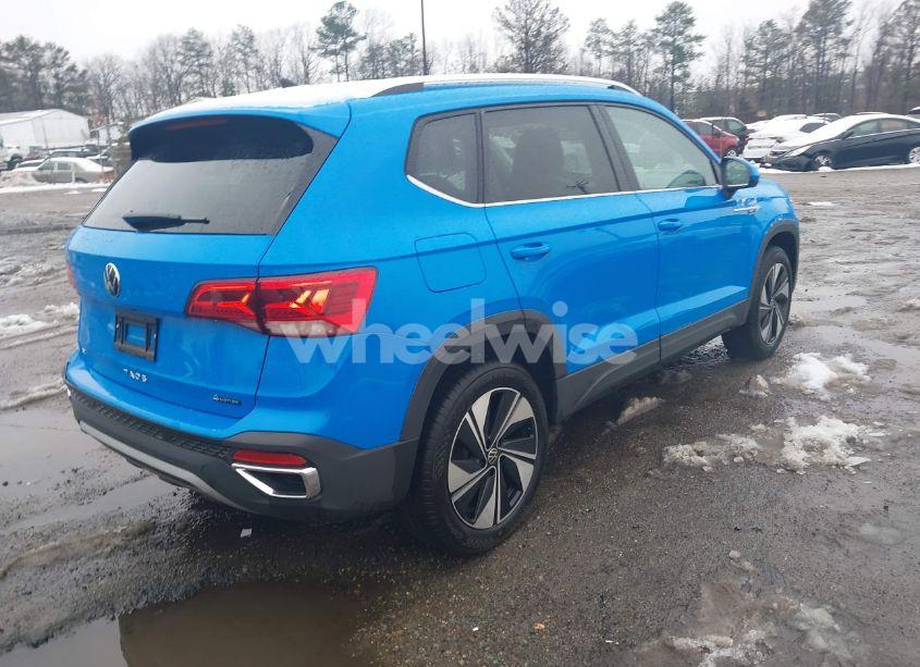 Photo 4 of 2024 Volkswagen Taos 1.5T SE (VIN 3VVVX7B24RM125488)