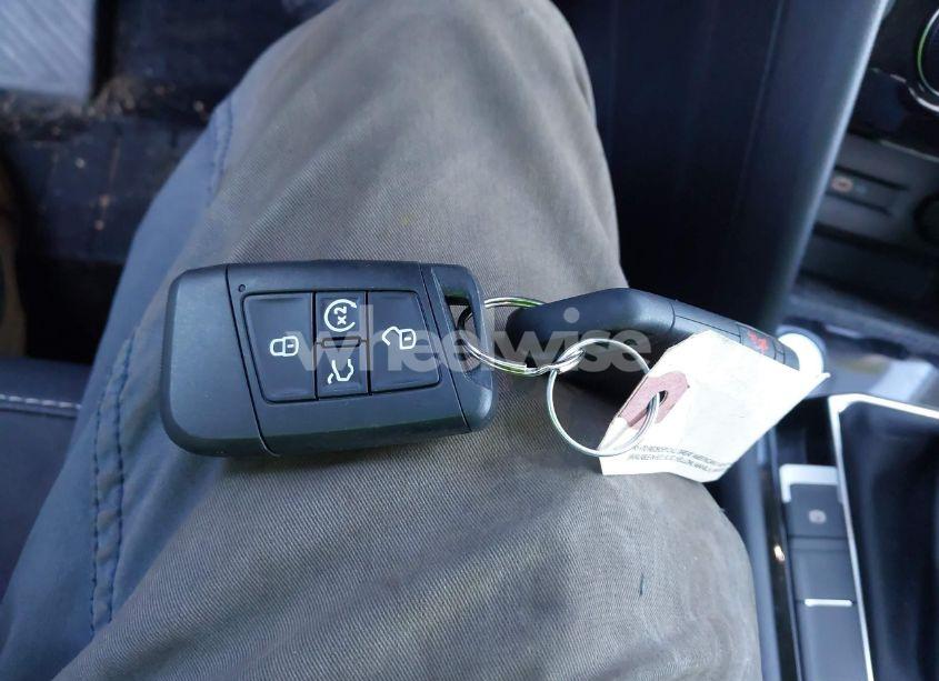 Photo 11 of 2024 Volkswagen Taos 1.5T SE (VIN 3VVVX7B28RM033316)