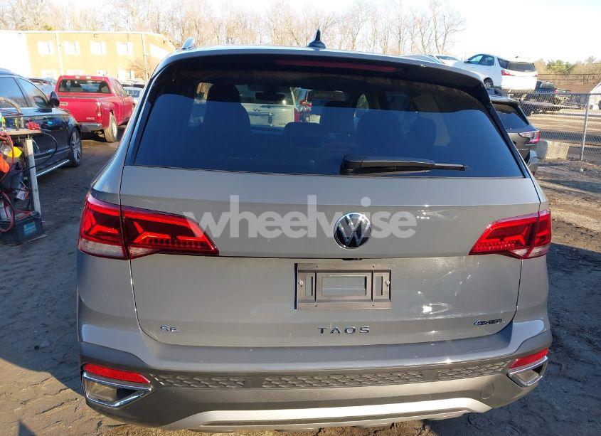 Photo 17 of 2024 Volkswagen Taos 1.5T SE (VIN 3VVVX7B28RM033316)