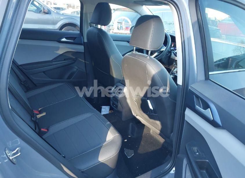 Photo 8 of 2024 Volkswagen Taos 1.5T SE (VIN 3VVVX7B28RM033316)