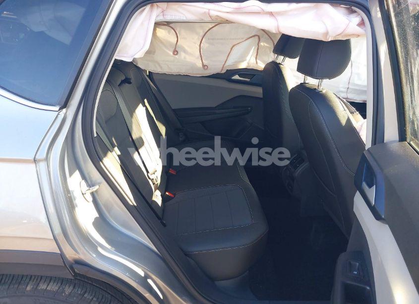 Photo 8 of 2024 Volkswagen Taos 1.5T SE (VIN 3VVVX7B29RM029646)