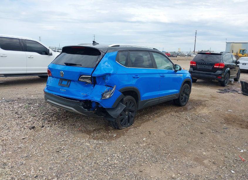 Photo 4 of 2023 Volkswagen Taos 1.5T SE (VIN 3VVVX7B2XPM362483)