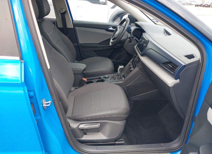 Photo 5 of 2023 Volkswagen Taos 1.5T SE (VIN 3VVVX7B2XPM362483)