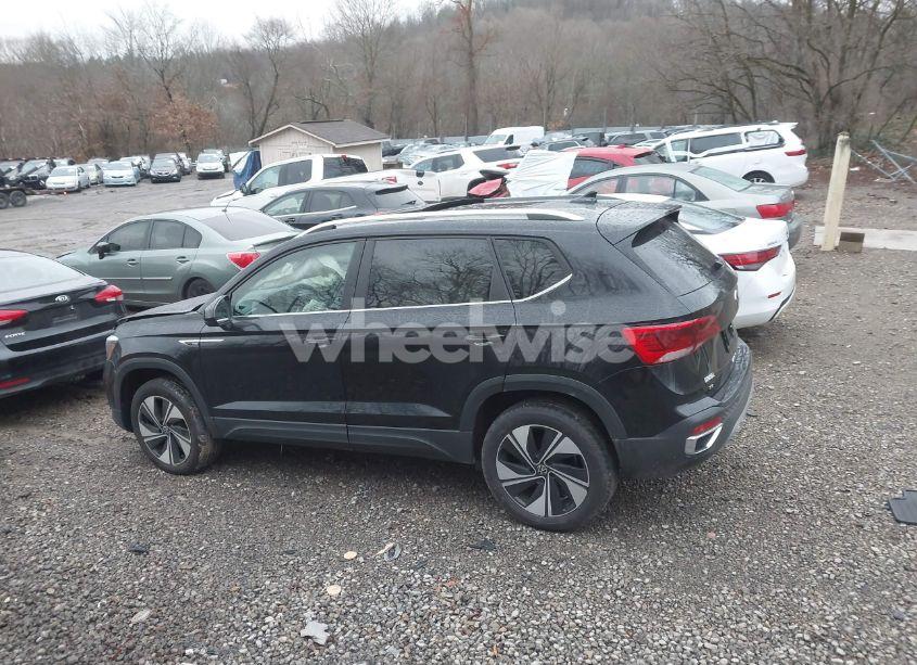 Photo 14 of 2024 Volkswagen Taos 1.5T SE (VIN 3VVVX7B2XRM068861)
