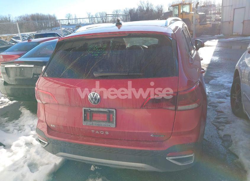 Photo 16 of 2022 Volkswagen Taos 1.5T SE (VIN 3VVWX7B21NM022365)