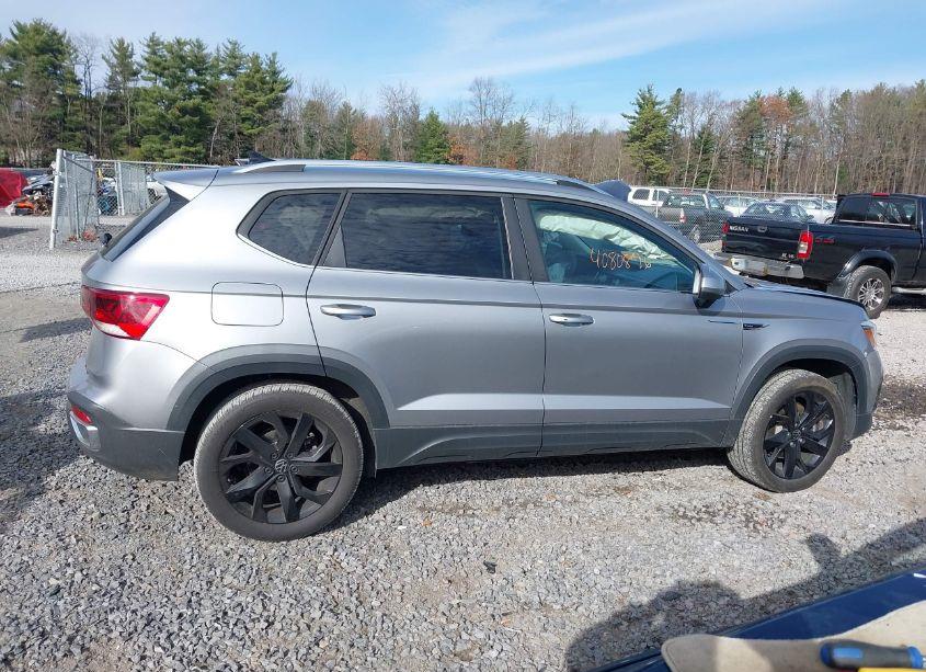 Photo 13 of 2022 Volkswagen Taos 1.5T SE (VIN 3VVWX7B22NM091873)