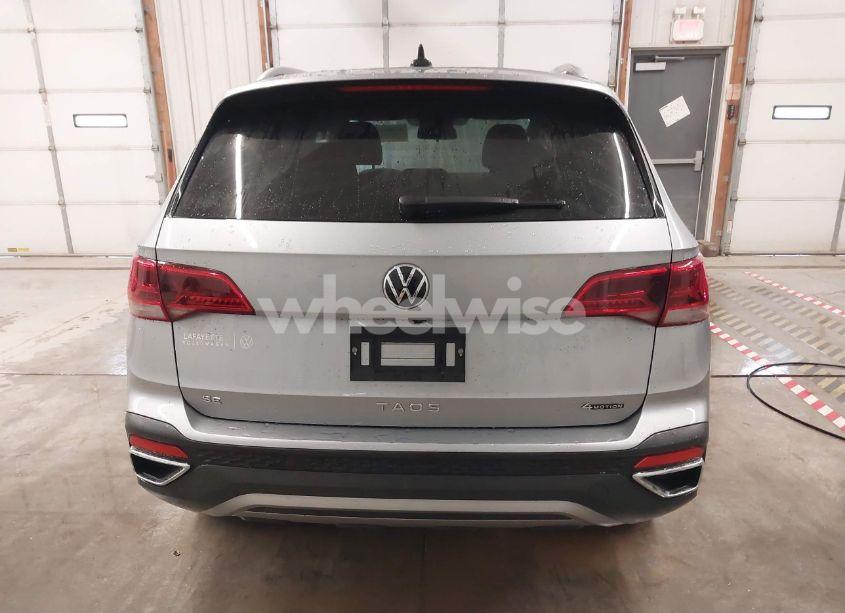 Photo 16 of 2022 Volkswagen Taos 1.5T SE (VIN 3VVWX7B23NM019080)