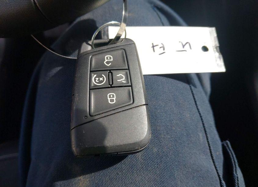 Photo 11 of 2022 Volkswagen Taos 1.5T SE (VIN 3VVWX7B25NM081029)