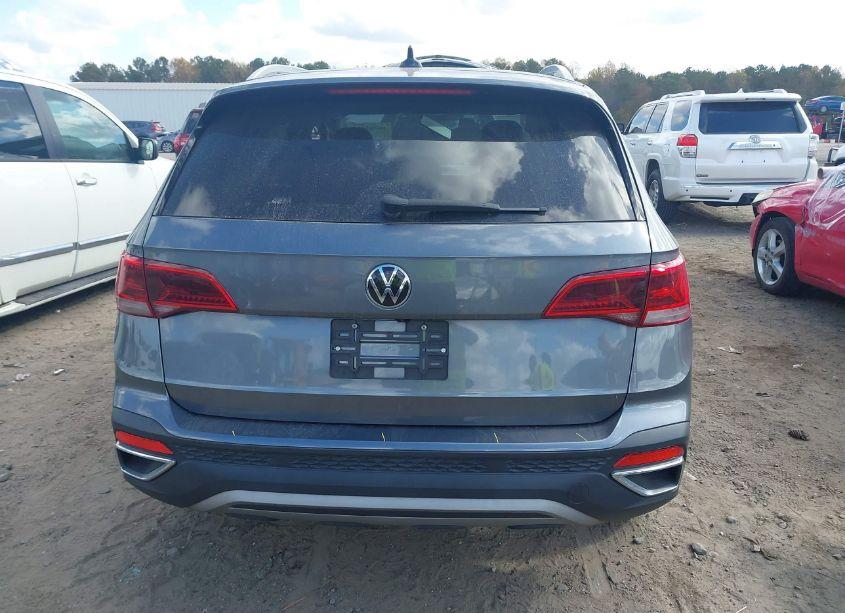 Photo 16 of 2022 Volkswagen Taos 1.5T SE (VIN 3VVWX7B25NM081029)