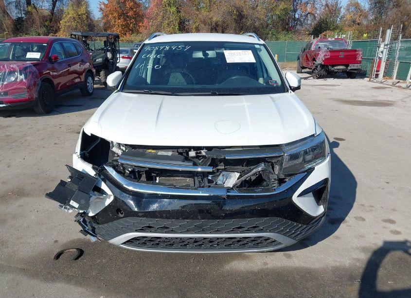 Photo 12 of 2022 Volkswagen Taos 1.5T SE (VIN 3VVWX7B27NM025254)