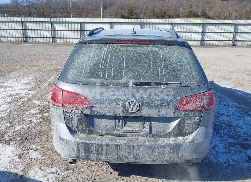 Photo 16 of 2017 Volkswagen Golf SPORTWAGEN TSI S (VIN 3VW017AU4HM533272)