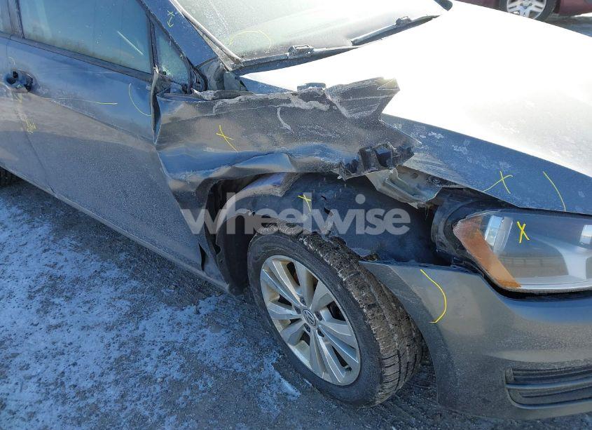 Photo 6 of 2017 Volkswagen Golf SPORTWAGEN TSI S (VIN 3VW017AU4HM533272)