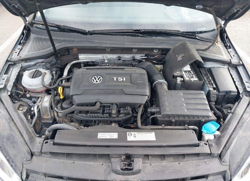 Photo 10 of 2017 Volkswagen Golf TSI S 4-DOOR/TSI WOLFSBURG EDITION 4-DOOR (VIN 3VW117AU2HM057561)