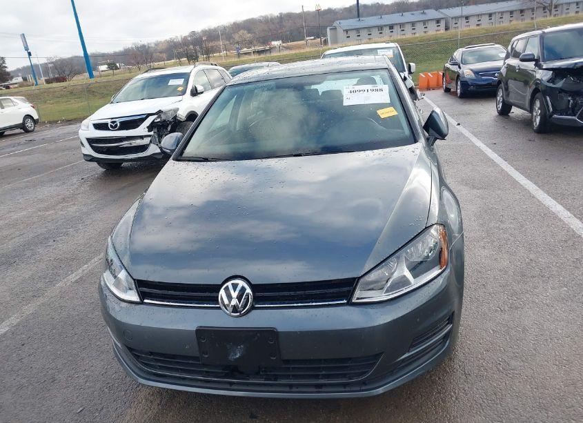 Photo 13 of 2017 Volkswagen Golf TSI S 4-DOOR/TSI WOLFSBURG EDITION 4-DOOR (VIN 3VW117AU2HM057561)