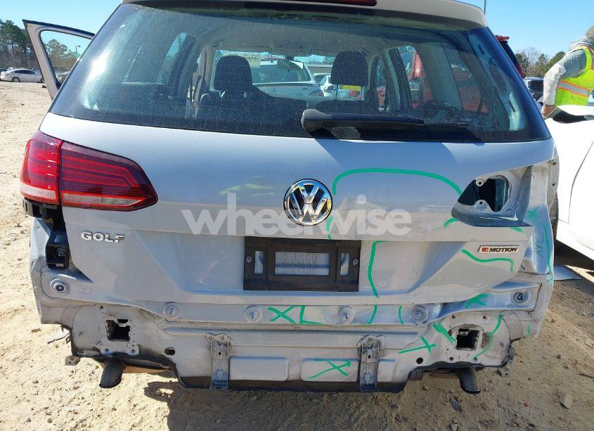 Photo 6 of 2019 Volkswagen Golf SPORTWAGEN 1.8T S (VIN 3VW117AU5KM509395)