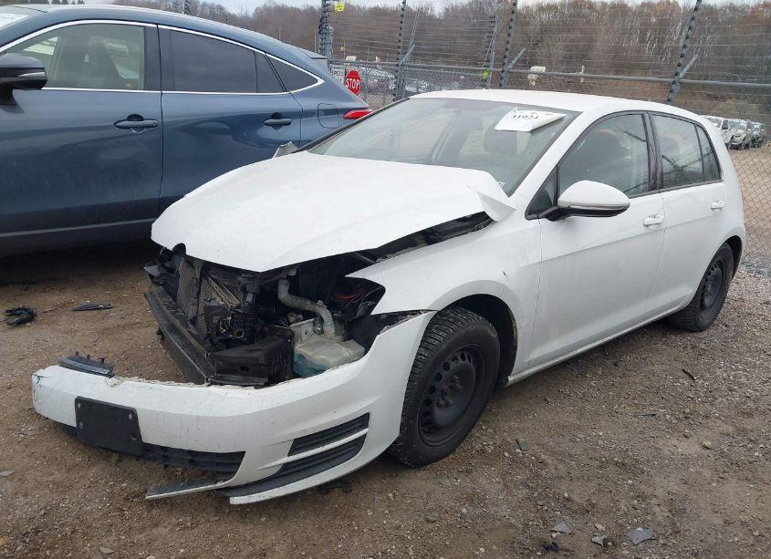 Photo 2 of 2016 Volkswagen Golf TSI S 4-DOOR (VIN 3VW117AU8GM039323)