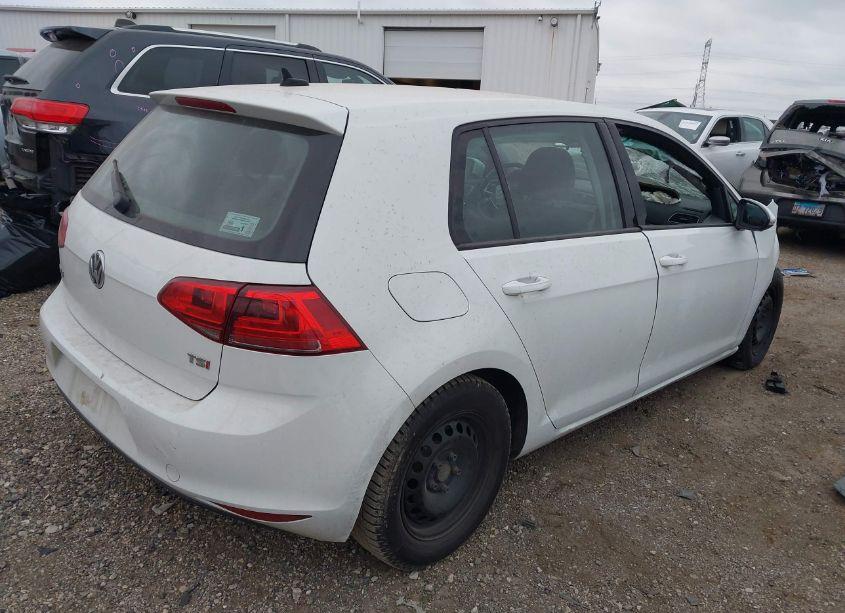 Photo 4 of 2016 Volkswagen Golf TSI S 4-DOOR (VIN 3VW117AU8GM039323)