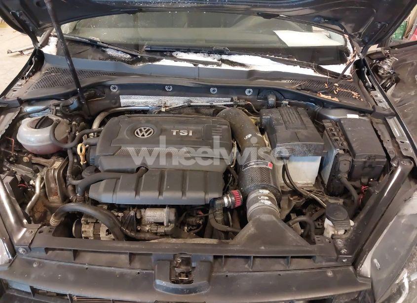 Photo 10 of 2017 Volkswagen Golf TSI S 4-DOOR/TSI WOLFSBURG EDITION 4-DOOR (VIN 3VW117AU8HM068189)