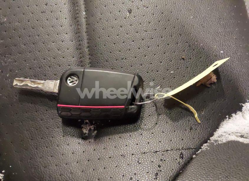 Photo 11 of 2017 Volkswagen Golf TSI S 4-DOOR/TSI WOLFSBURG EDITION 4-DOOR (VIN 3VW117AU8HM068189)