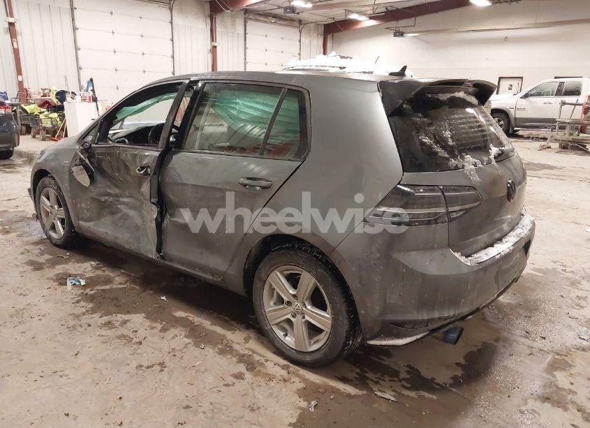 Photo 3 of 2017 Volkswagen Golf TSI S 4-DOOR/TSI WOLFSBURG EDITION 4-DOOR (VIN 3VW117AU8HM068189)