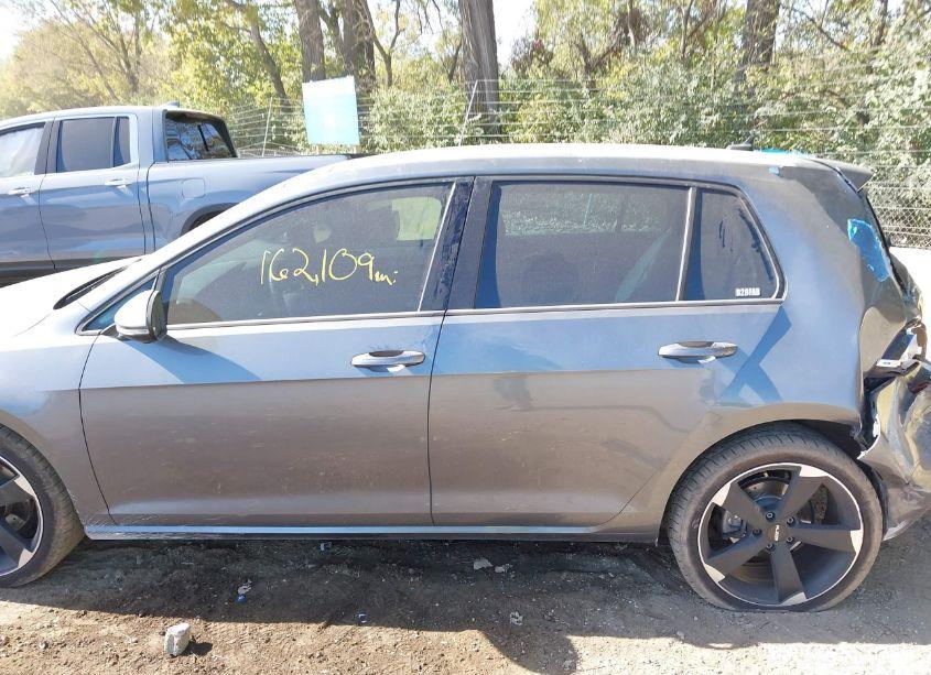 Photo 14 of 2017 Volkswagen Golf TSI S 4-DOOR/TSI WOLFSBURG EDITION 4-DOOR (VIN 3VW117AU9HM074230)