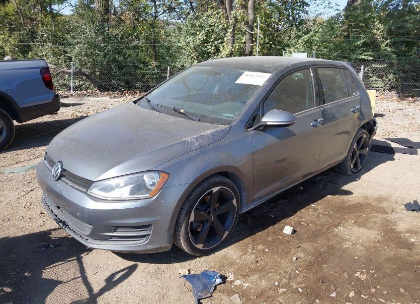 Photo 2 of 2017 Volkswagen Golf TSI S 4-DOOR/TSI WOLFSBURG EDITION 4-DOOR (VIN 3VW117AU9HM074230)