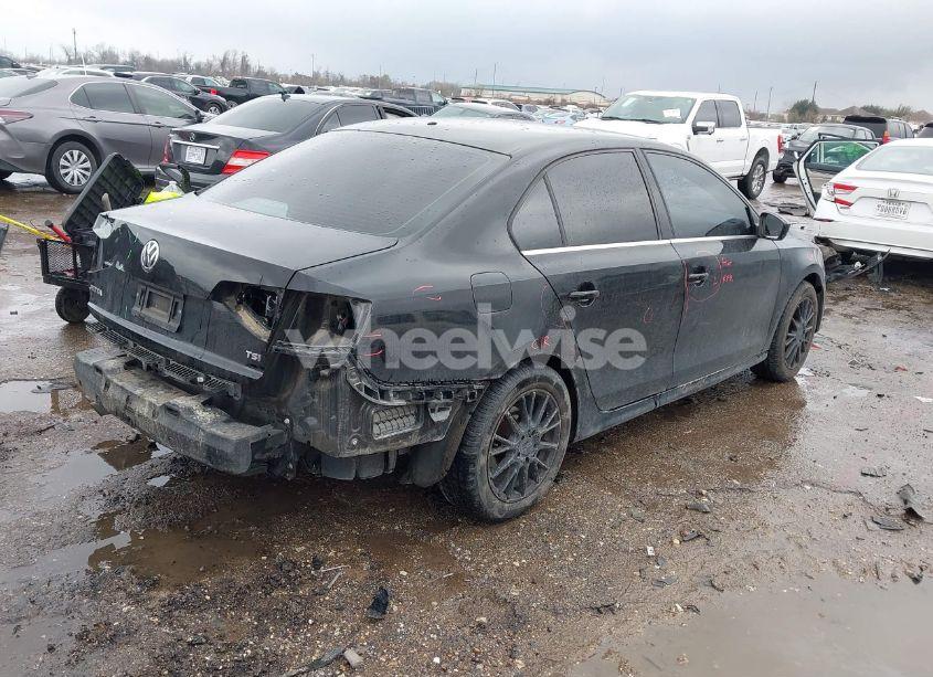 Photo 4 of 2017 Volkswagen Jetta 1.4T S (VIN 3VW167AJ0HM336692)