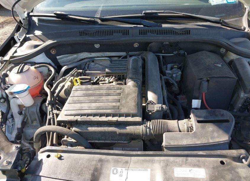 Photo 10 of 2017 Volkswagen Jetta 1.4T S (VIN 3VW167AJ1HM275949)