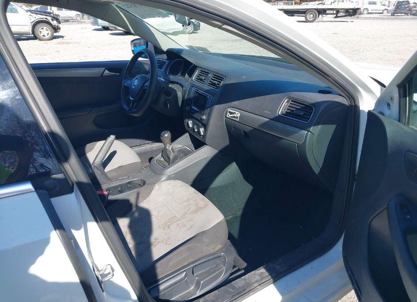 Photo 5 of 2017 Volkswagen Jetta 1.4T S (VIN 3VW167AJ1HM275949)