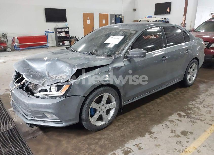 Photo 2 of 2017 Volkswagen Jetta 1.4T S (VIN 3VW167AJ1HM310246)