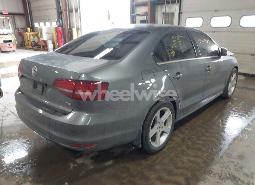 Photo 4 of 2017 Volkswagen Jetta 1.4T S (VIN 3VW167AJ1HM310246)