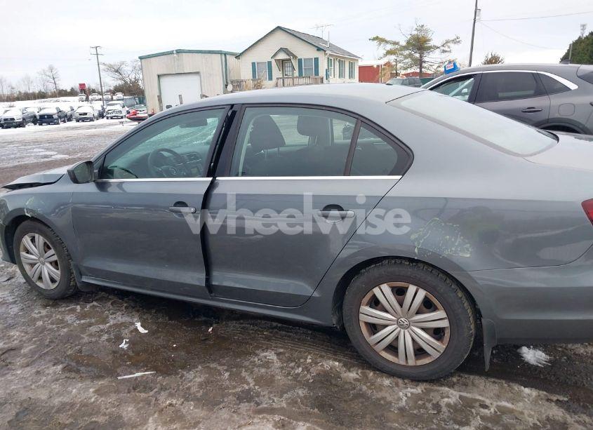 Photo 14 of 2017 Volkswagen Jetta 1.4T S (VIN 3VW167AJ2HM316394)