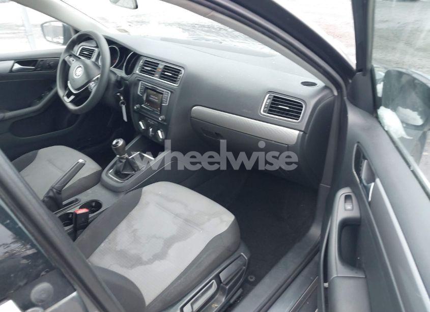 Photo 5 of 2017 Volkswagen Jetta 1.4T S (VIN 3VW167AJ2HM316394)