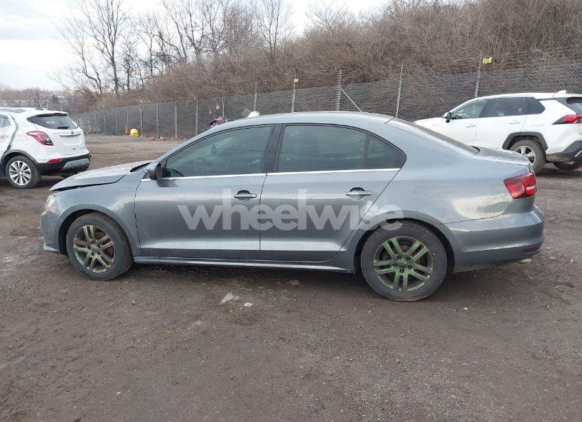 Photo 15 of 2017 Volkswagen Jetta 1.4T S (VIN 3VW167AJ3HM348674)