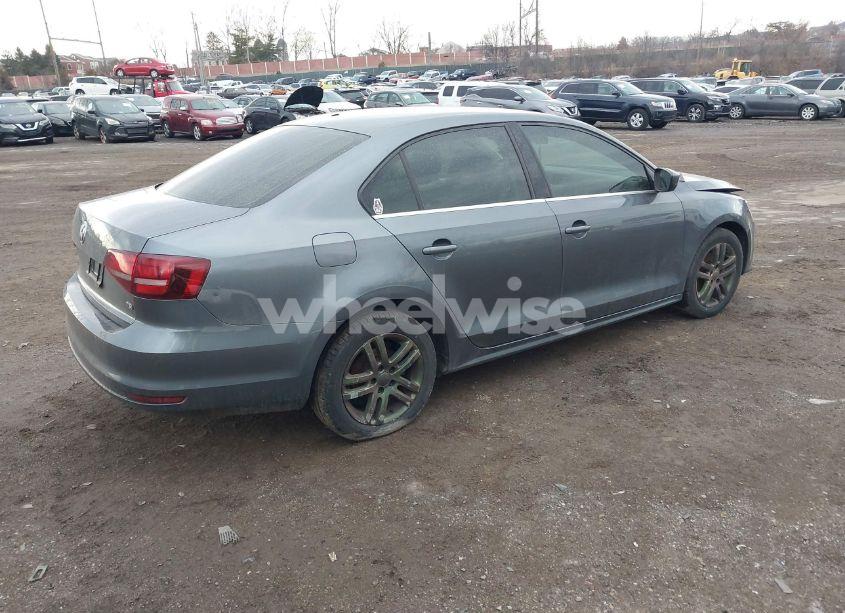 Photo 4 of 2017 Volkswagen Jetta 1.4T S (VIN 3VW167AJ3HM348674)