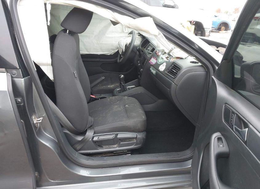 Photo 5 of 2016 Volkswagen Jetta 1.4T S (VIN 3VW167AJ4GM281694)