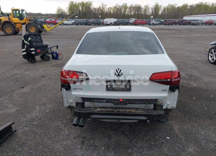 Photo 16 of 2017 Volkswagen Jetta 1.4T S (VIN 3VW167AJ4HM323184)