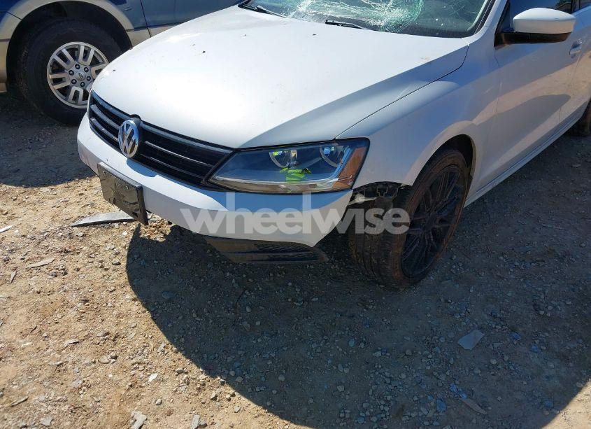 Photo 6 of 2017 Volkswagen Jetta 1.4T S (VIN 3VW167AJ4HM340308)