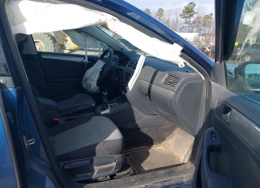 Photo 5 of 2017 Volkswagen Jetta 1.4T S (VIN 3VW167AJ5HM412651)