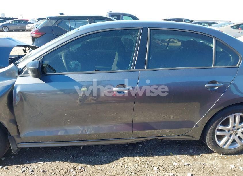 Photo 15 of 2016 Volkswagen Jetta 1.4T S (VIN 3VW167AJ7GM382874)