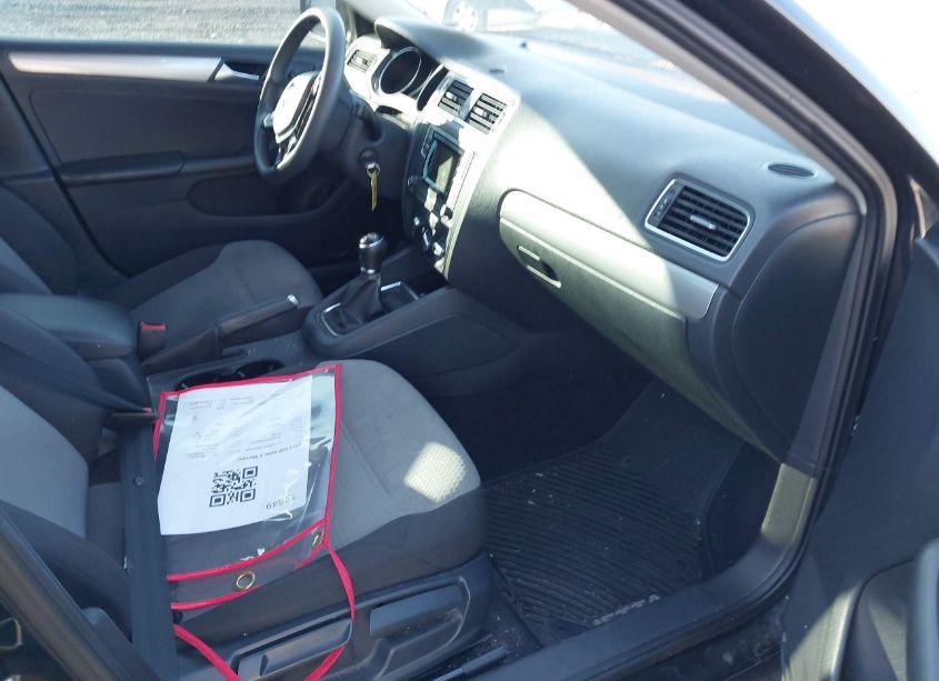 Photo 5 of 2017 Volkswagen Jetta 1.4T S (VIN 3VW167AJ8HM200746)
