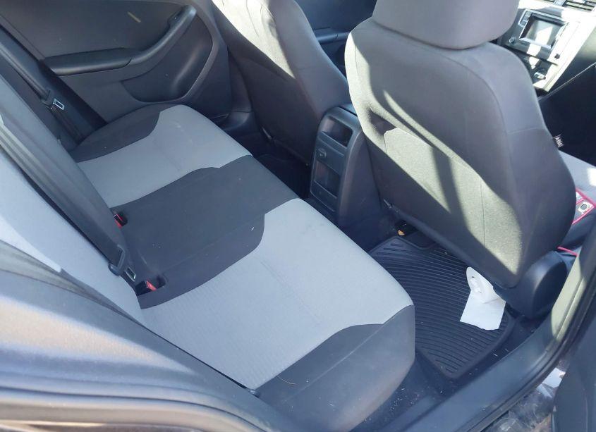 Photo 8 of 2017 Volkswagen Jetta 1.4T S (VIN 3VW167AJ8HM200746)