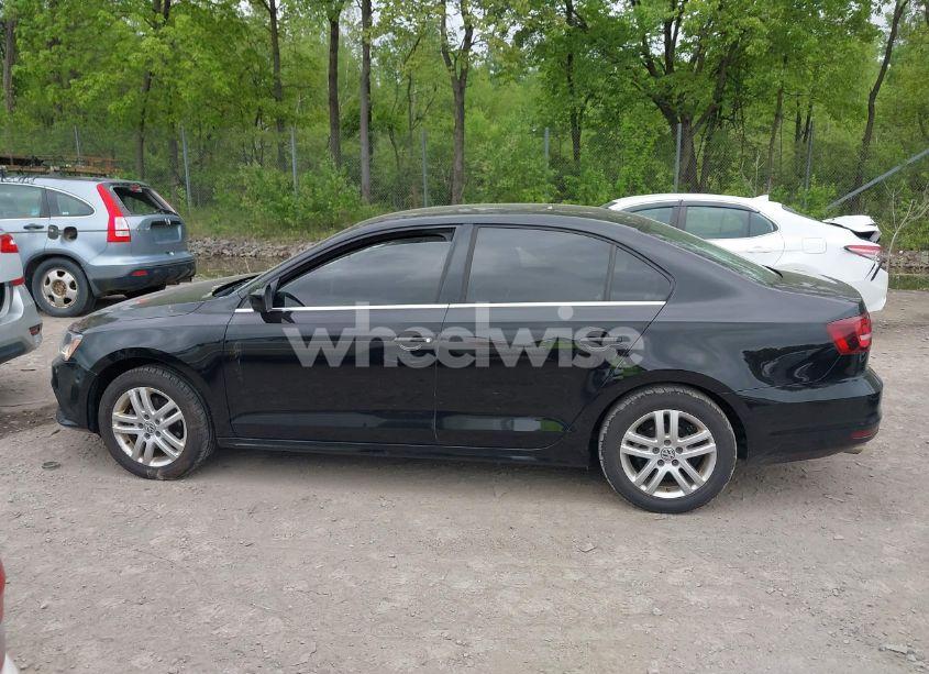 Photo 14 of 2017 Volkswagen Jetta 1.4T S (VIN 3VW167AJ8HM211245)