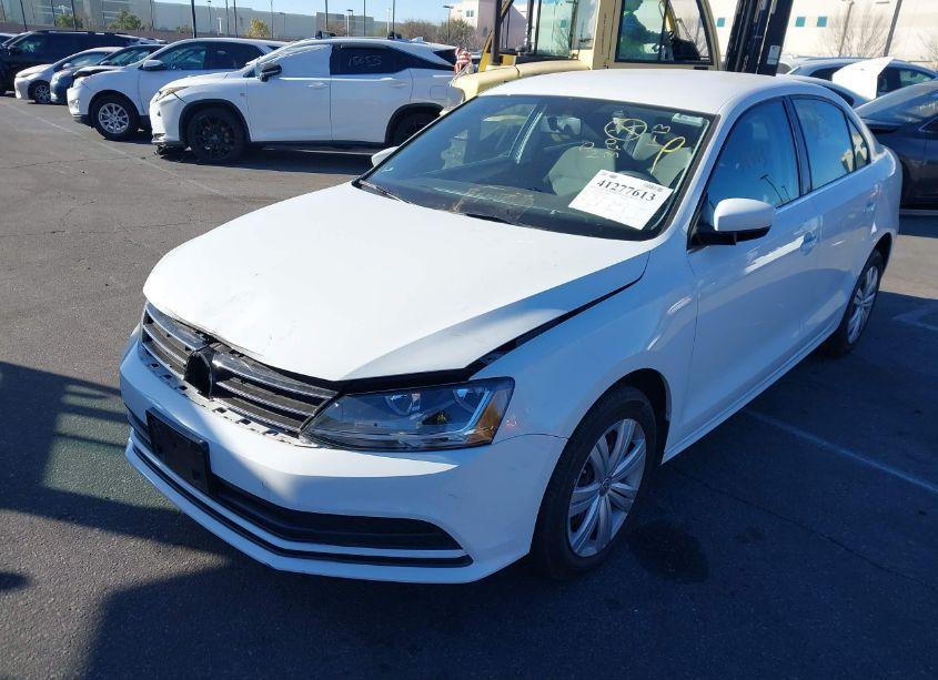 Photo 2 of 2017 Volkswagen Jetta S (VIN 3VW167AJ9HM216762)
