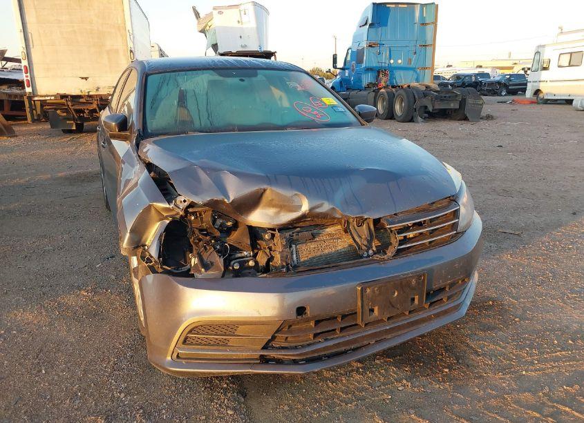 Photo 6 of 2017 Volkswagen Jetta 1.4T S (VIN 3VW167AJXHM347828)